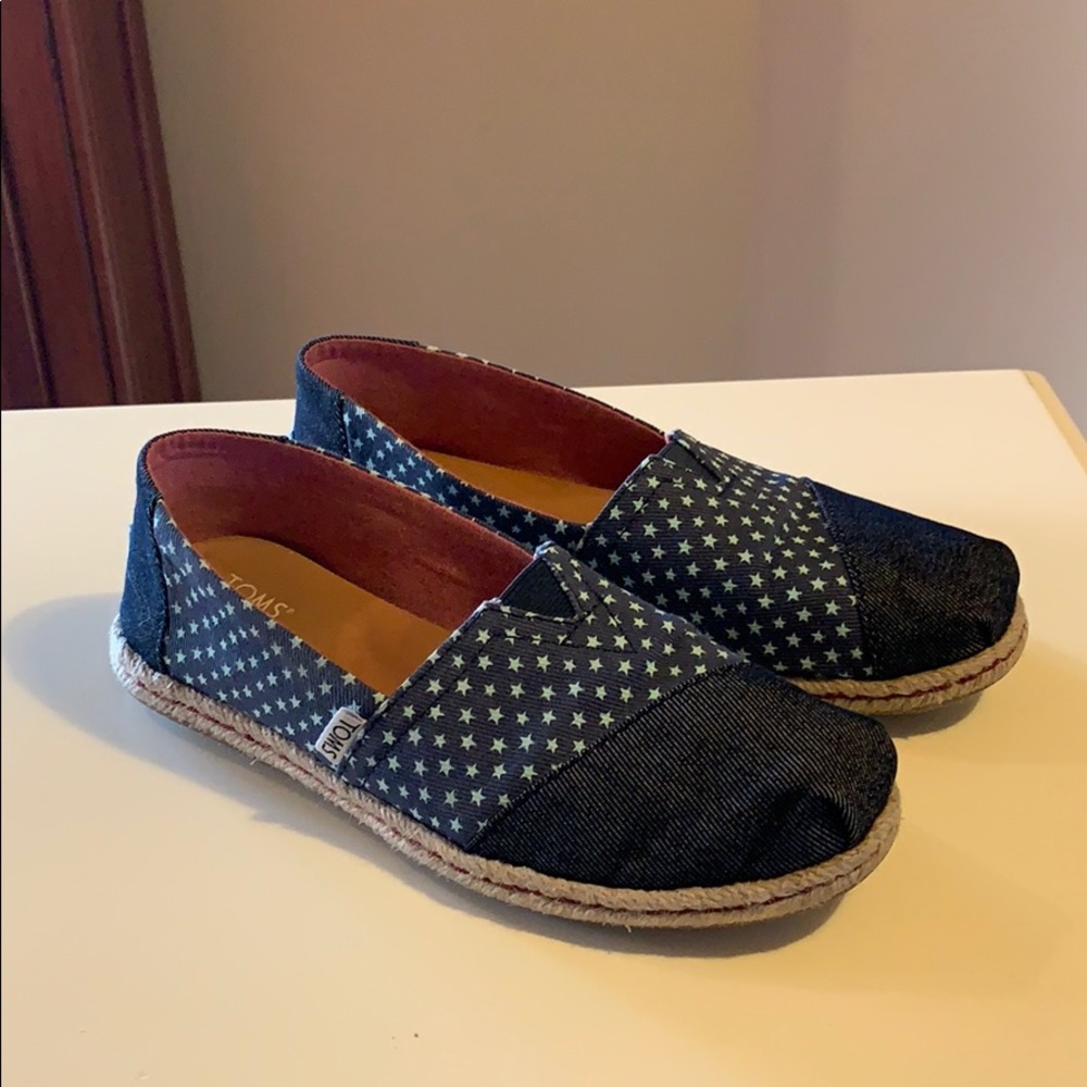 Women’s TOMS espadrille flats